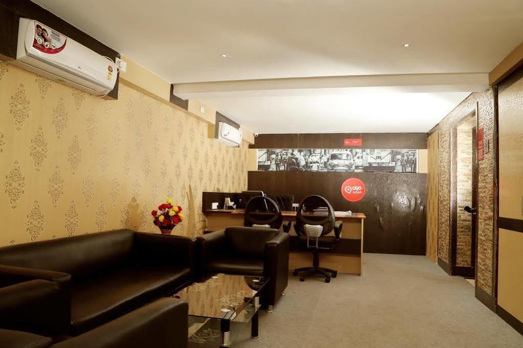 Oyo 460 Hotel Ivory Residency Kolkata Bagian luar foto