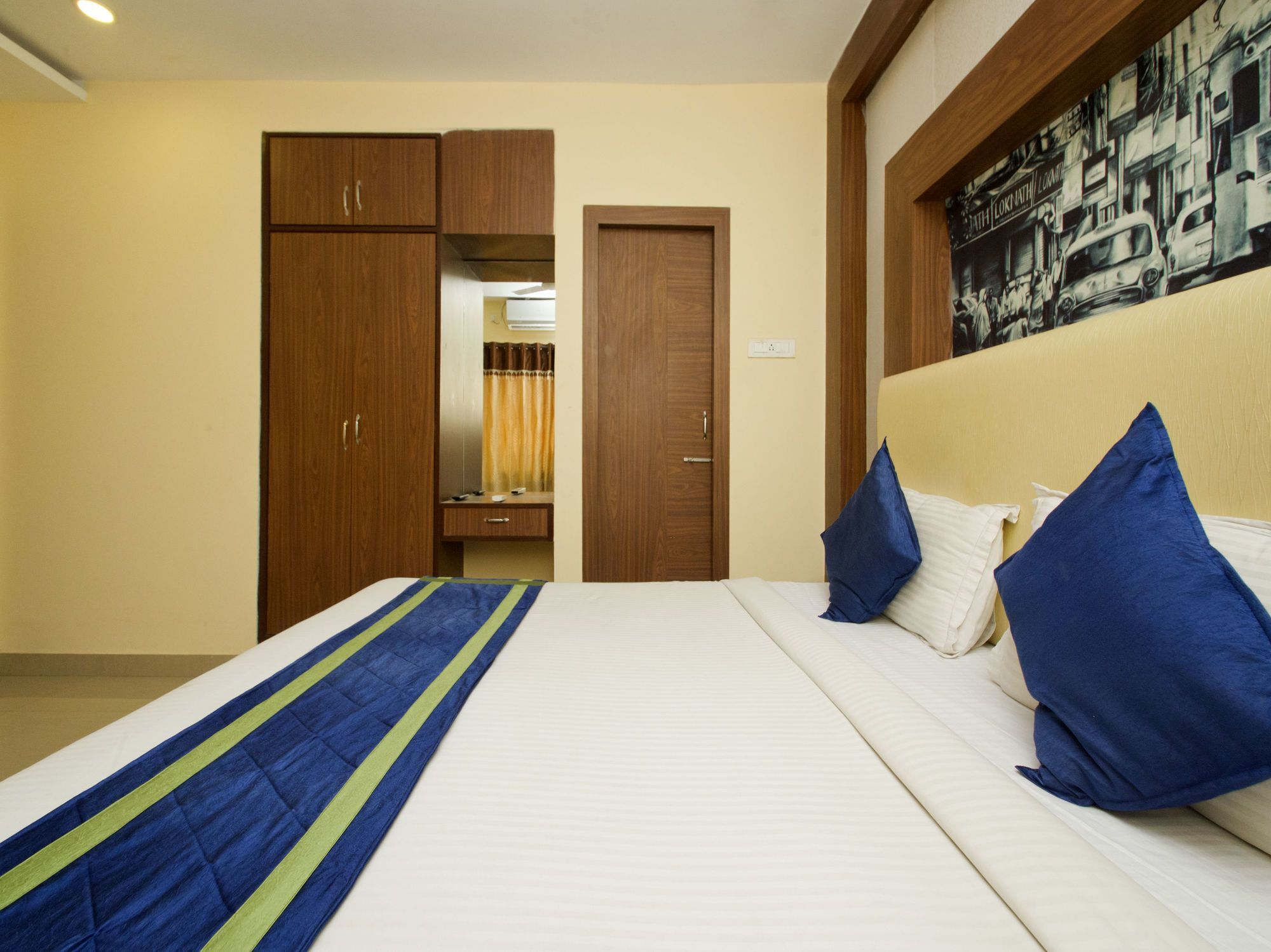 Oyo 460 Hotel Ivory Residency Kolkata Bagian luar foto